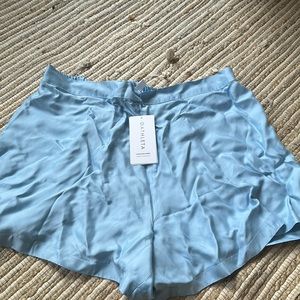 Athlete 2x calm cool short. NWT
